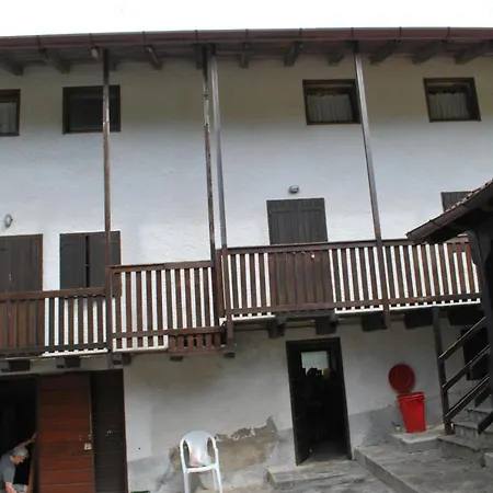 Rifugio Malga Grasia בית הארחה *