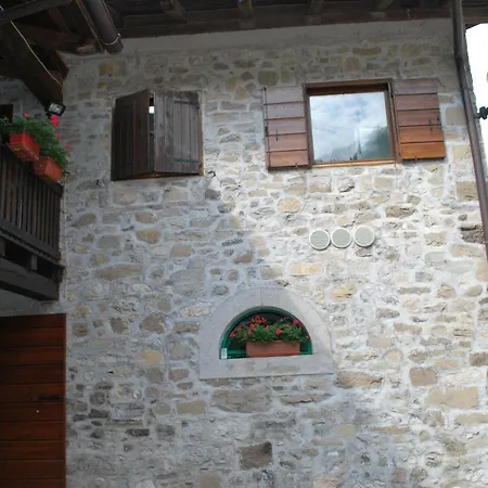 Rifugio Malga Grasia בית הארחה Caprizi